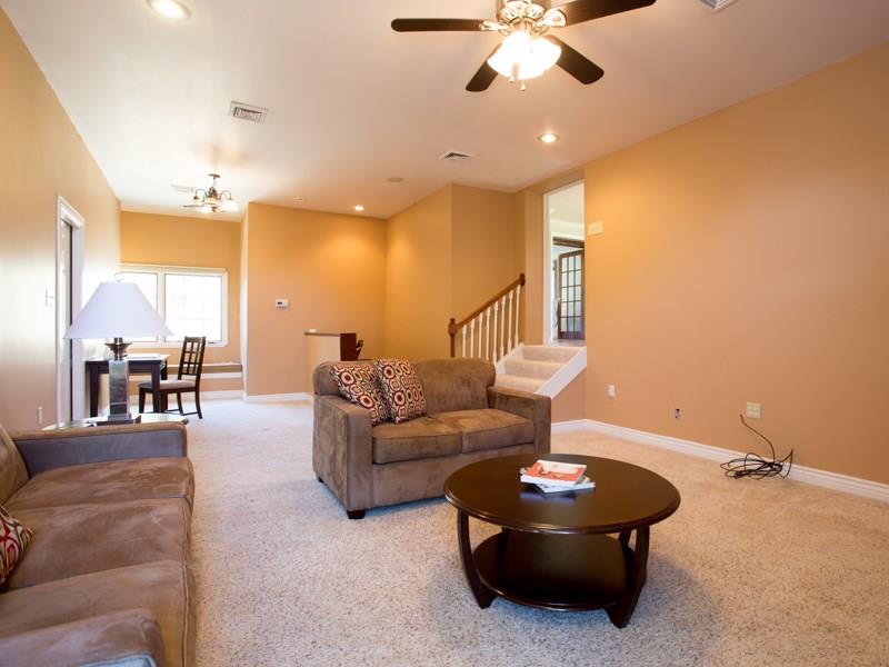 765 Greenlee Road Whitehall, PA 15227 - Photo 8 of 25 Gallery Image 8