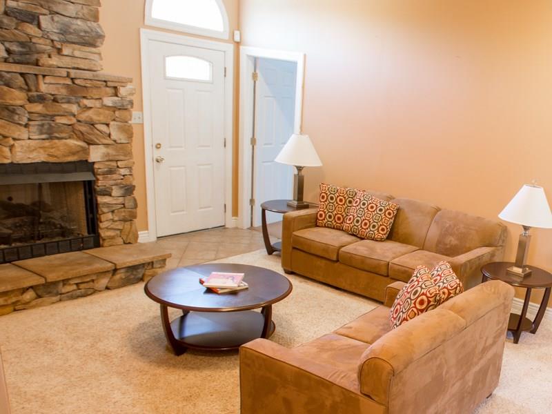 765 Greenlee Road Whitehall, PA 15227 - Photo 9 of 25 Gallery Image 9