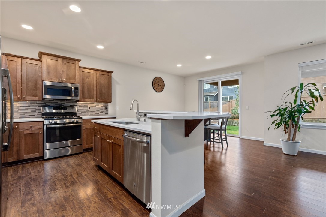 17826 Southeast 189th Street Renton, WA 98058 - Photo 6 of 38 Gallery Image 6
