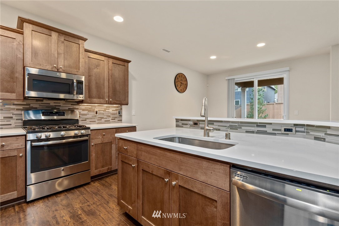 17826 Southeast 189th Street Renton, WA 98058 - Photo 7 of 38 Gallery Image 7