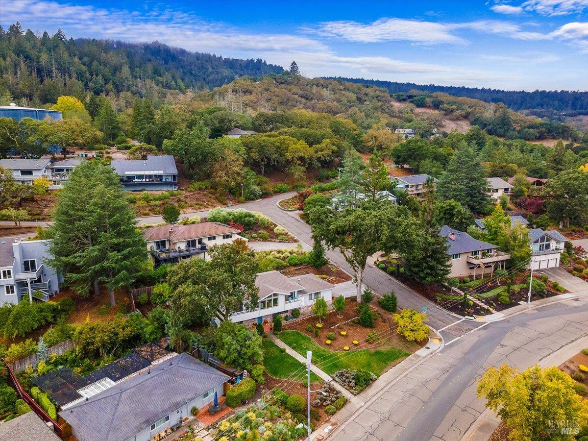 6850 Oakmont Drive Santa Rosa, CA 95409 - Photo 46 of 49