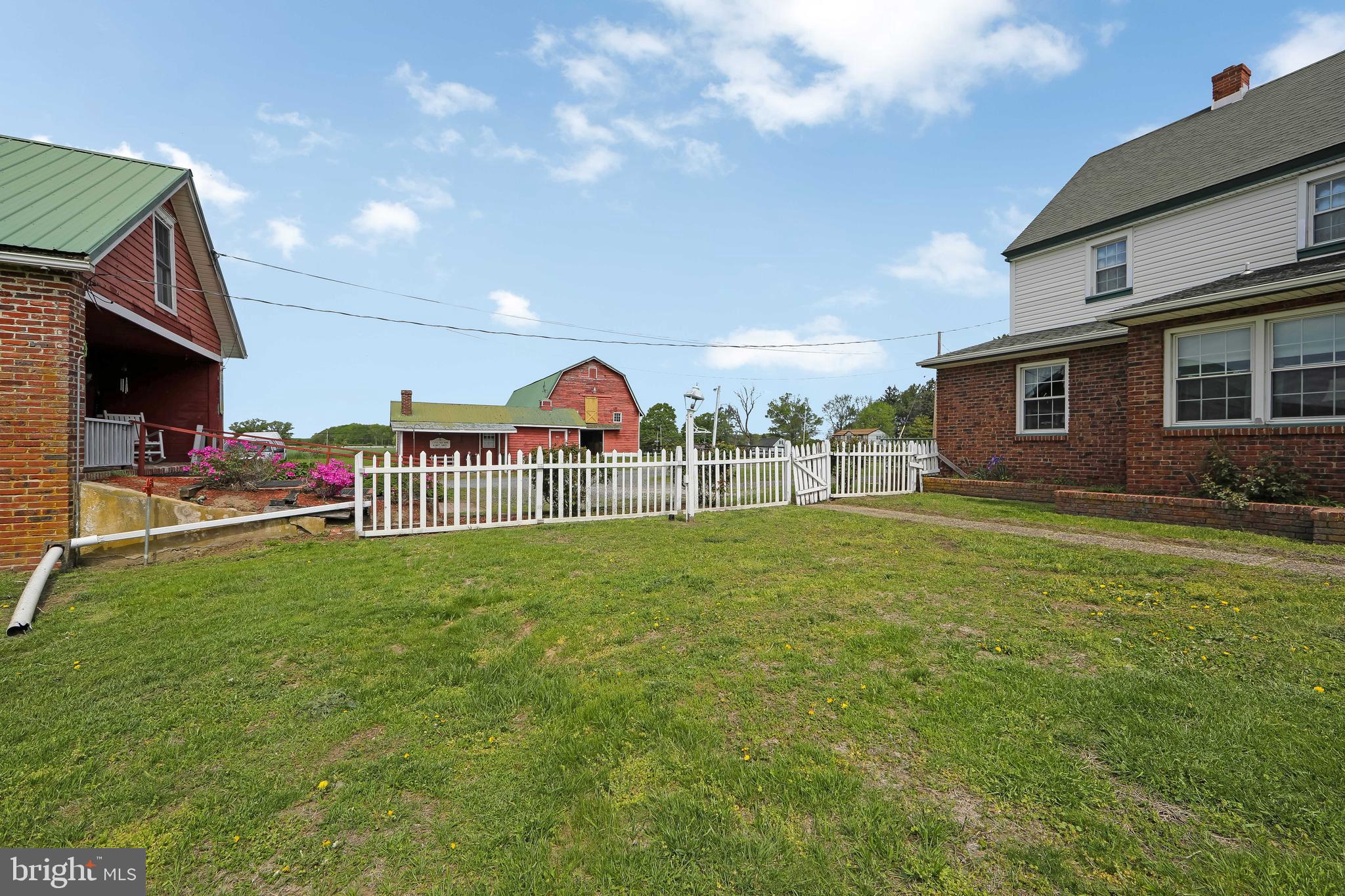 111 Newbolds Corner Road Southampton, NJ 08088 - Photo 11 of 96 a backyard of a house with lots of green space