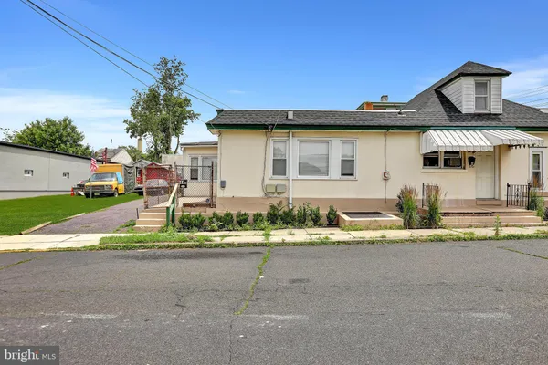 $1,600 | 44 Dover Avenue, Unit C, Ewing, NJ 08638