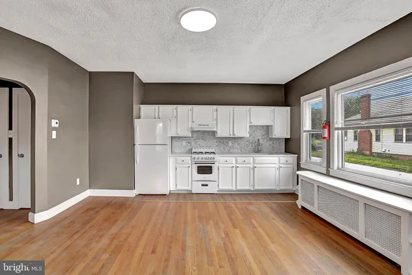 $1,600 | 44 Dover Avenue, Unit C, Ewing, NJ 08638