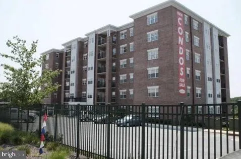 $335,000 | 900 Red Brook Boulevard, Unit 101, Owings Mills, MD 21117