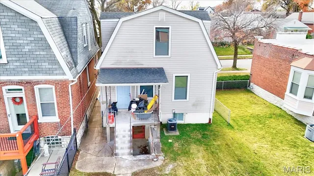 $239,500 | 5615 Lansdowne Avenue, St. Louis, MO 63109