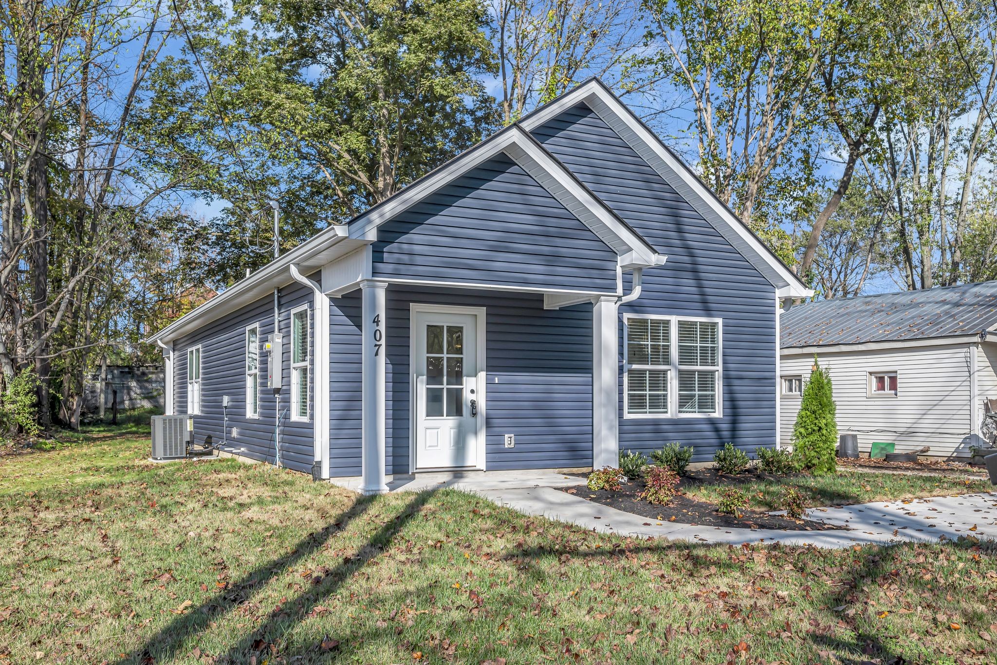 725 17 Avenue Springfield, TN 37172 - Photo 2 of 23 Gallery Image 2