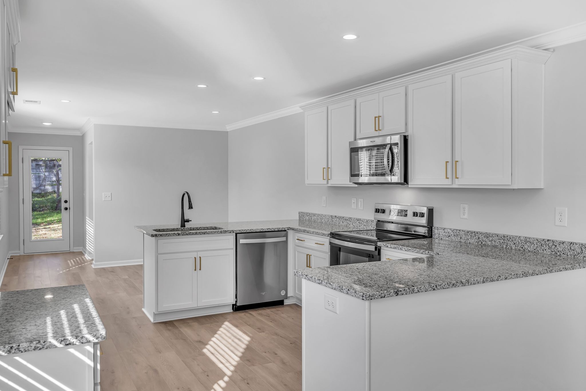 725 17 Avenue Springfield, TN 37172 - Photo 6 of 23 Gallery Image 6