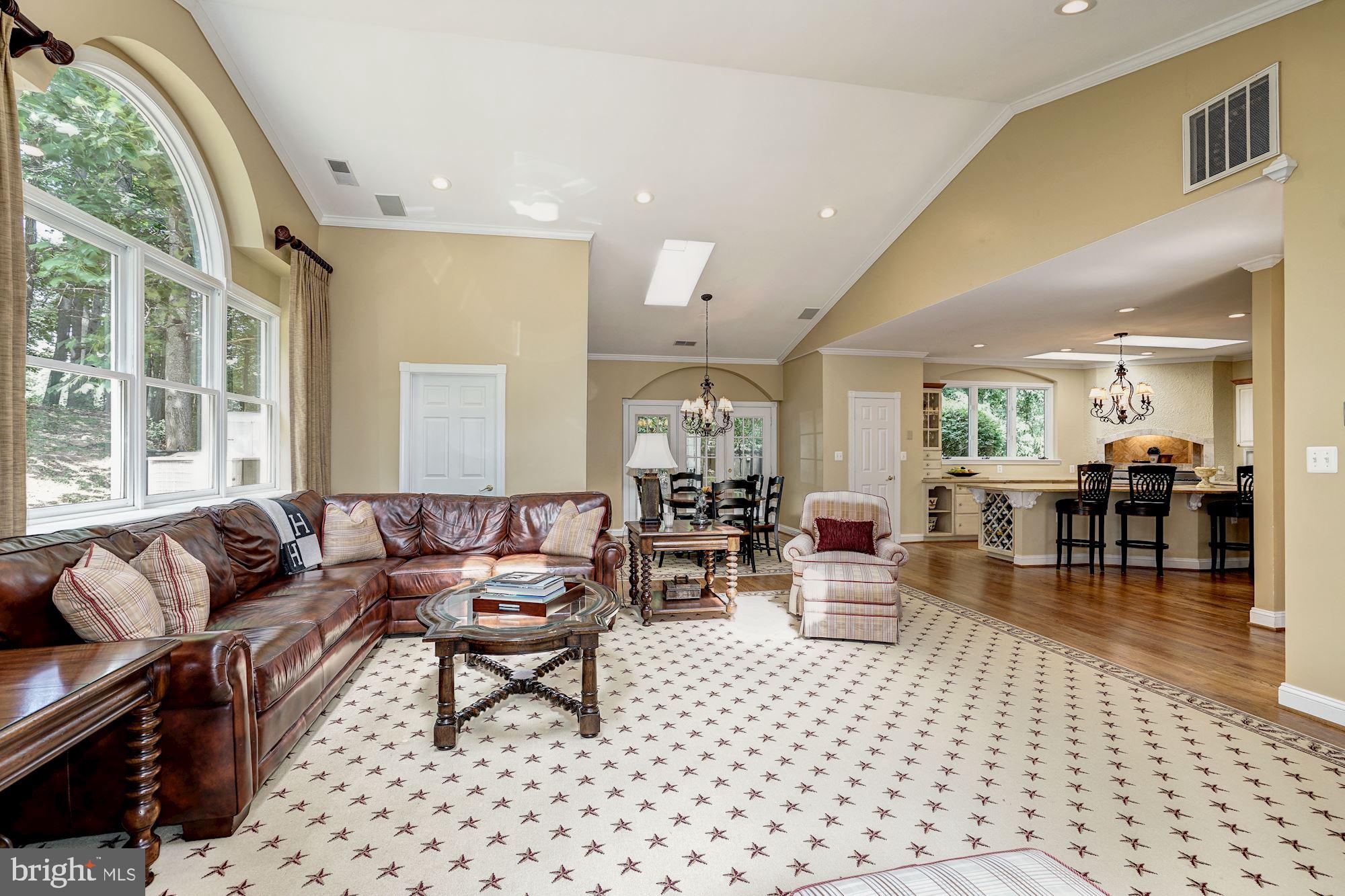 8816 Brook Road McLean, VA 22102 - Photo 13 of 49 Gallery Image 13