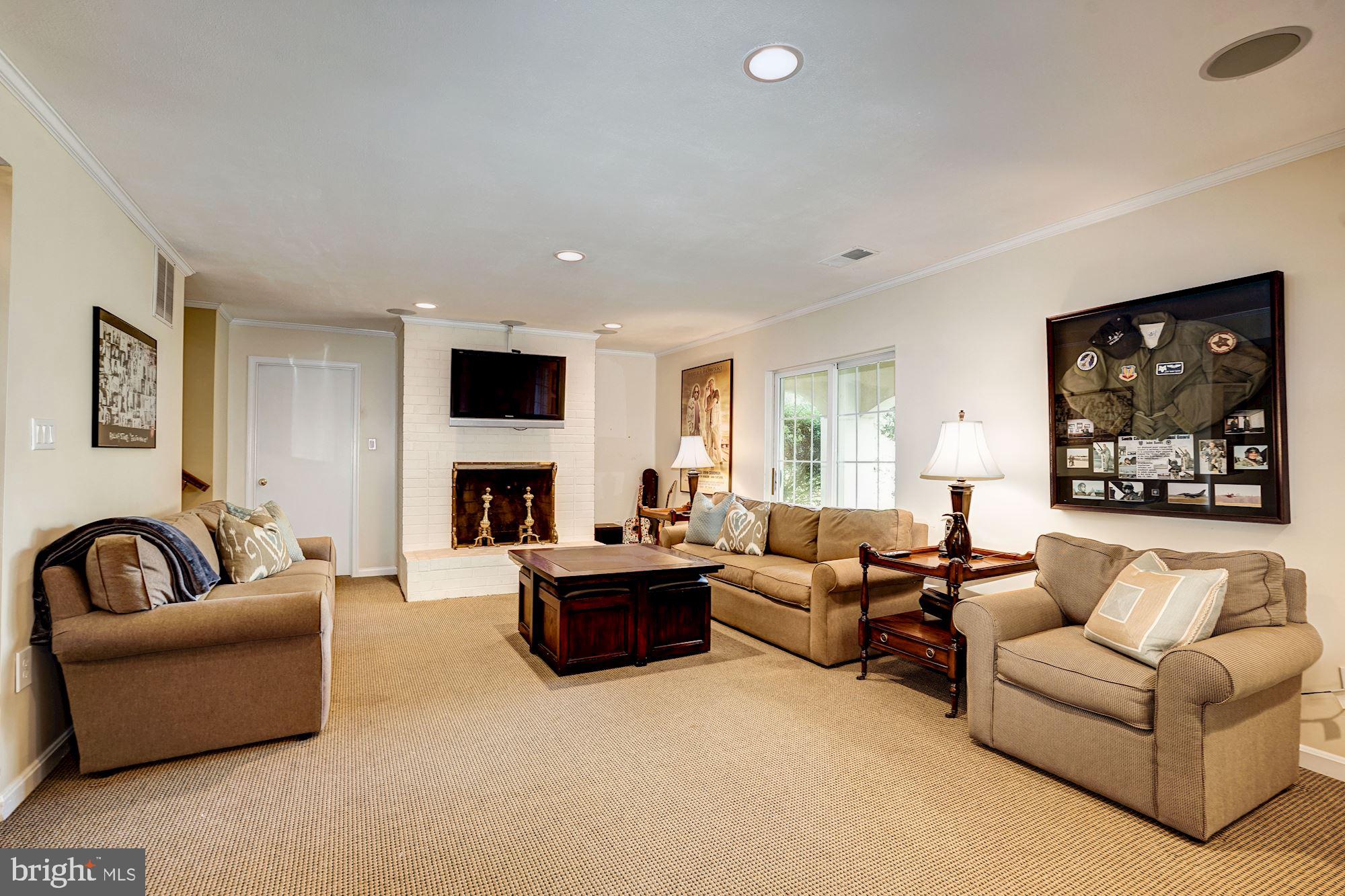 8816 Brook Road McLean, VA 22102 - Photo 31 of 49 Gallery Image 31