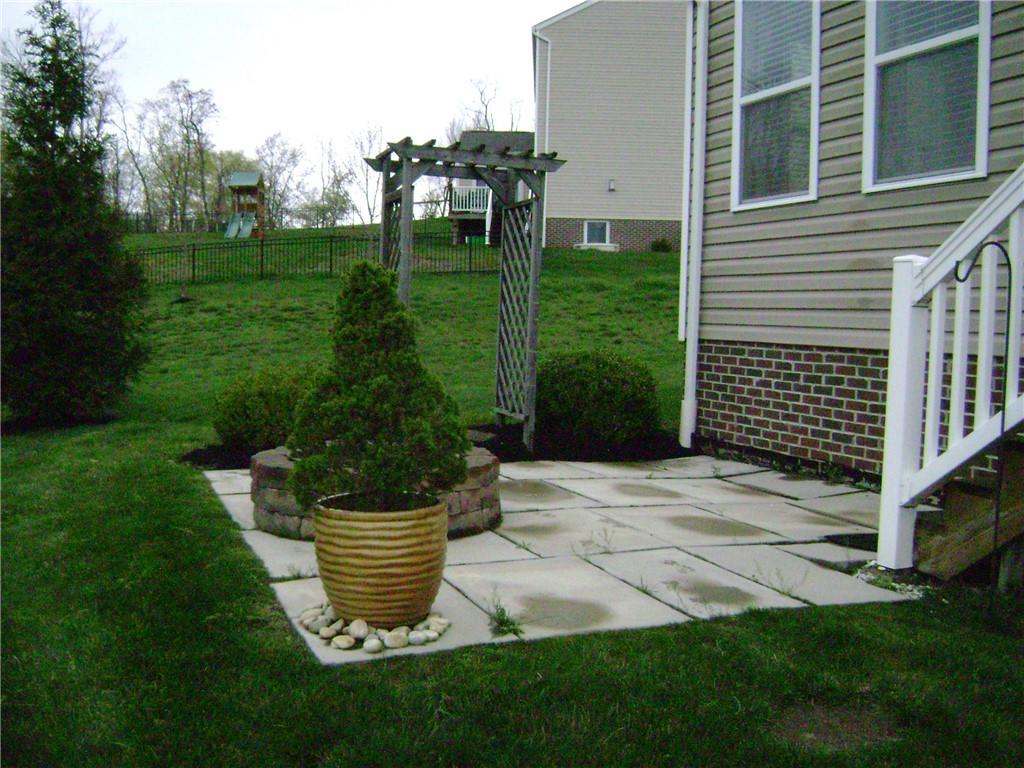 403 Beech Drive McKees Rocks, PA 15136 - Photo 24 of 25 Gallery Image 24