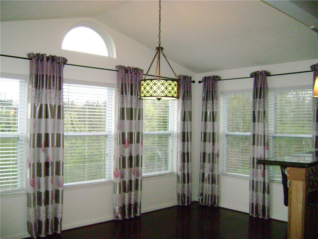 403 Beech Drive McKees Rocks, PA 15136 - Photo 4 of 25 Gallery Image 4
