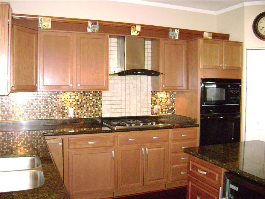 403 Beech Drive McKees Rocks, PA 15136 - Photo 7 of 25 Gallery Image 7