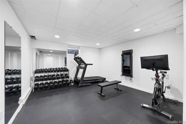 $1,200,000 | 7 Park View Lane, Lake Grove, NY 11755