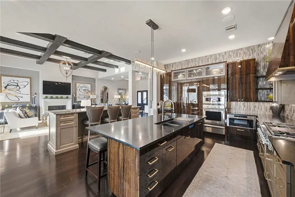 $3,150,000 | 4711 Miramont Circle, Bryan, TX 77802