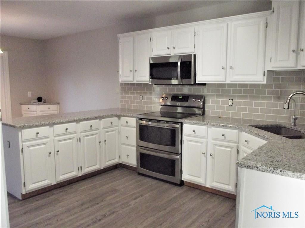 12849 Neapolis Waterville Road Whitehouse, OH 43571 - Photo 4 of 20 Gallery Image 4