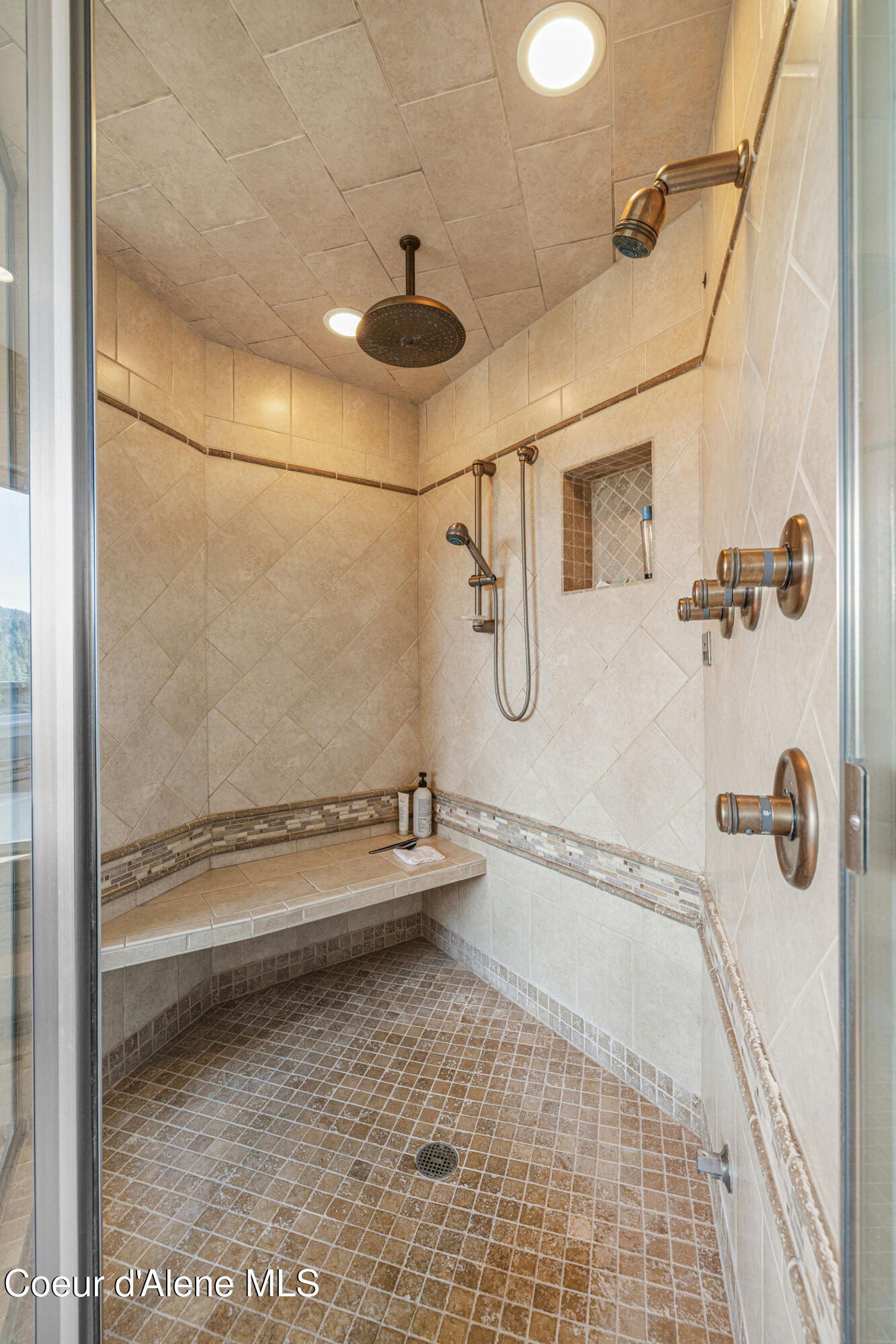 1823 West Hull Loop Coeur D'Alene, ID 83814 - Photo 11 of 62 32_1823wHullLoop_SelkirkMedia