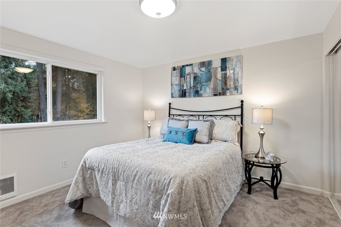 426 158th Street Southeast Bothell, WA 98012 - Photo 18 of 26