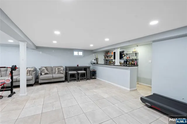 $650,000 | 36 North Vivyen Street, Bergenfield, NJ 07621