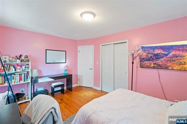 $650,000 | 36 North Vivyen Street, Bergenfield, NJ 07621