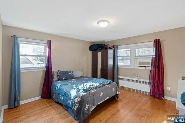 $650,000 | 36 North Vivyen Street, Bergenfield, NJ 07621