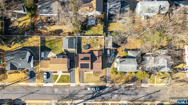 $650,000 | 36 North Vivyen Street, Bergenfield, NJ 07621