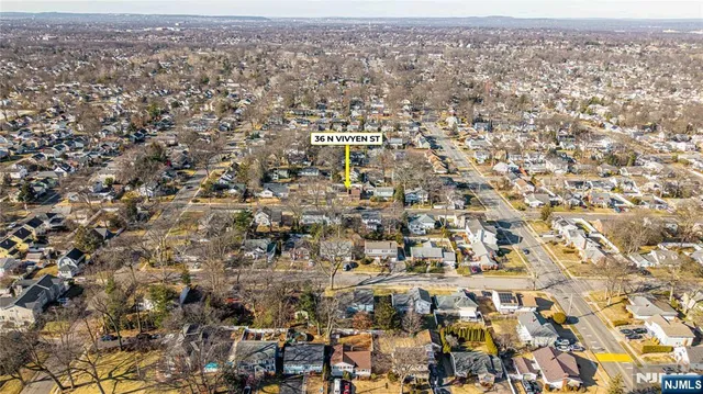 $650,000 | 36 North Vivyen Street, Bergenfield, NJ 07621