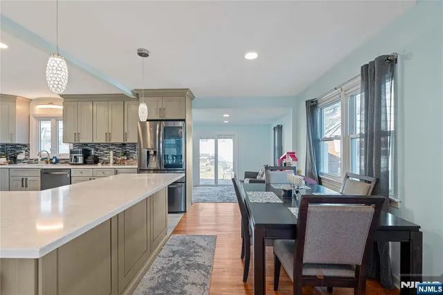 $650,000 | 36 North Vivyen Street, Bergenfield, NJ 07621