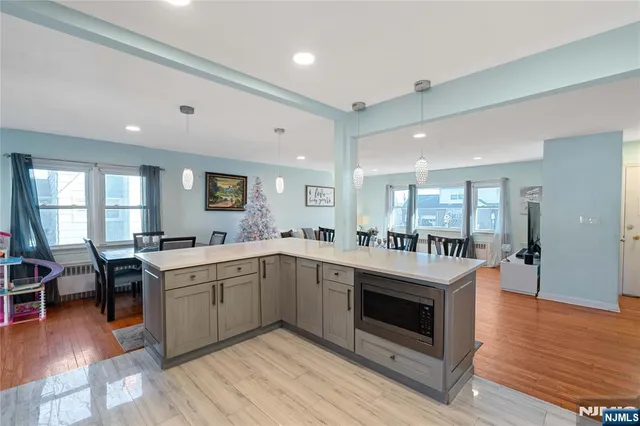 $650,000 | 36 North Vivyen Street, Bergenfield, NJ 07621