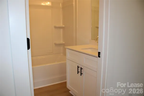 $2,000 | 562 West Park Avenue, Unit A, Mooresville, NC 28115