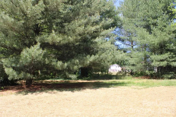 $2,000 | 562 West Park Avenue, Unit A, Mooresville, NC 28115