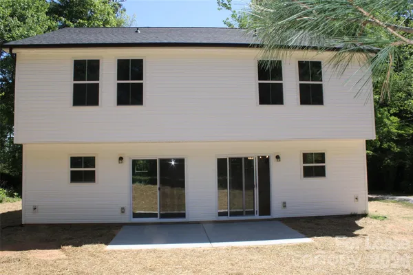 $2,000 | 562 West Park Avenue, Unit A, Mooresville, NC 28115