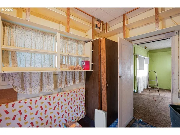 $165,000 | 606 Northwest Nichol Avenue, Myrtle Creek, OR 97457
