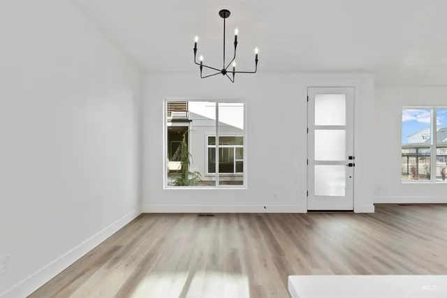 $499,880 | 732 South Calhoun Lane, Star, ID 83669