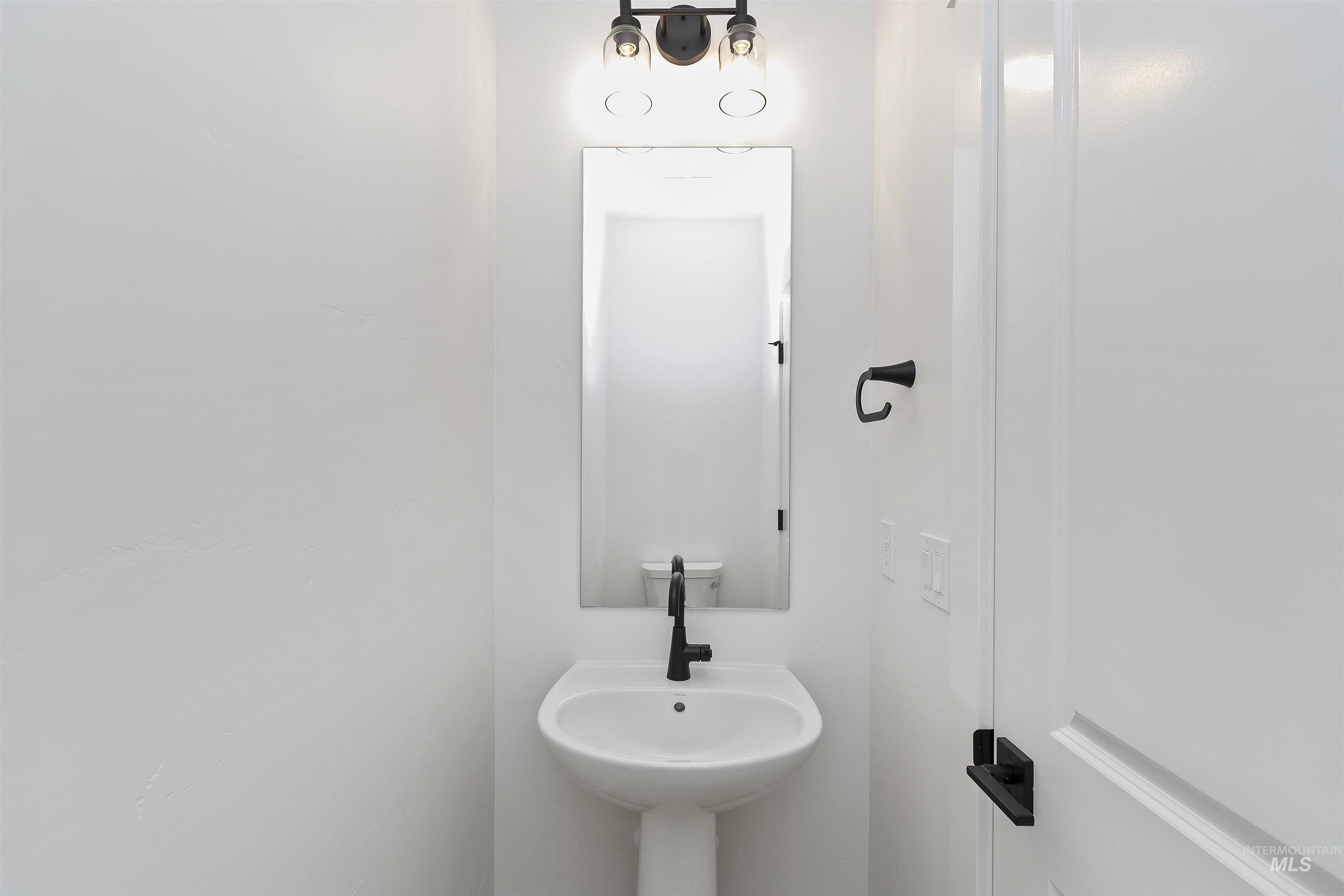 732 South Calhoun Lane Star, ID 83669 - Photo 20 of 50 View of bathroom