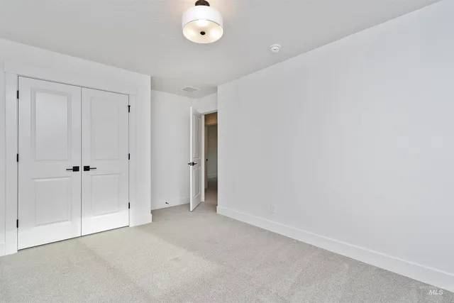 $499,880 | 732 South Calhoun Lane, Star, ID 83669