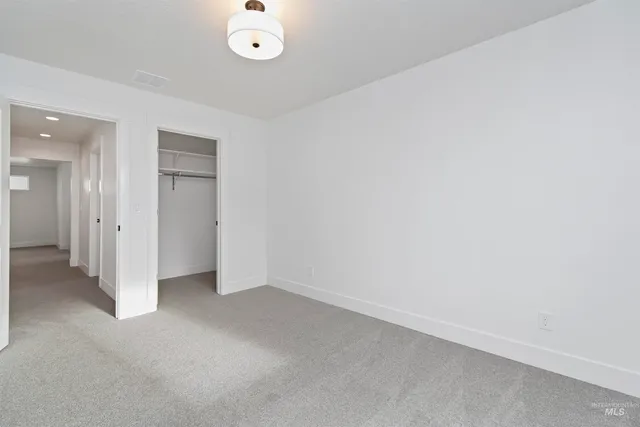 $499,880 | 732 South Calhoun Lane, Star, ID 83669