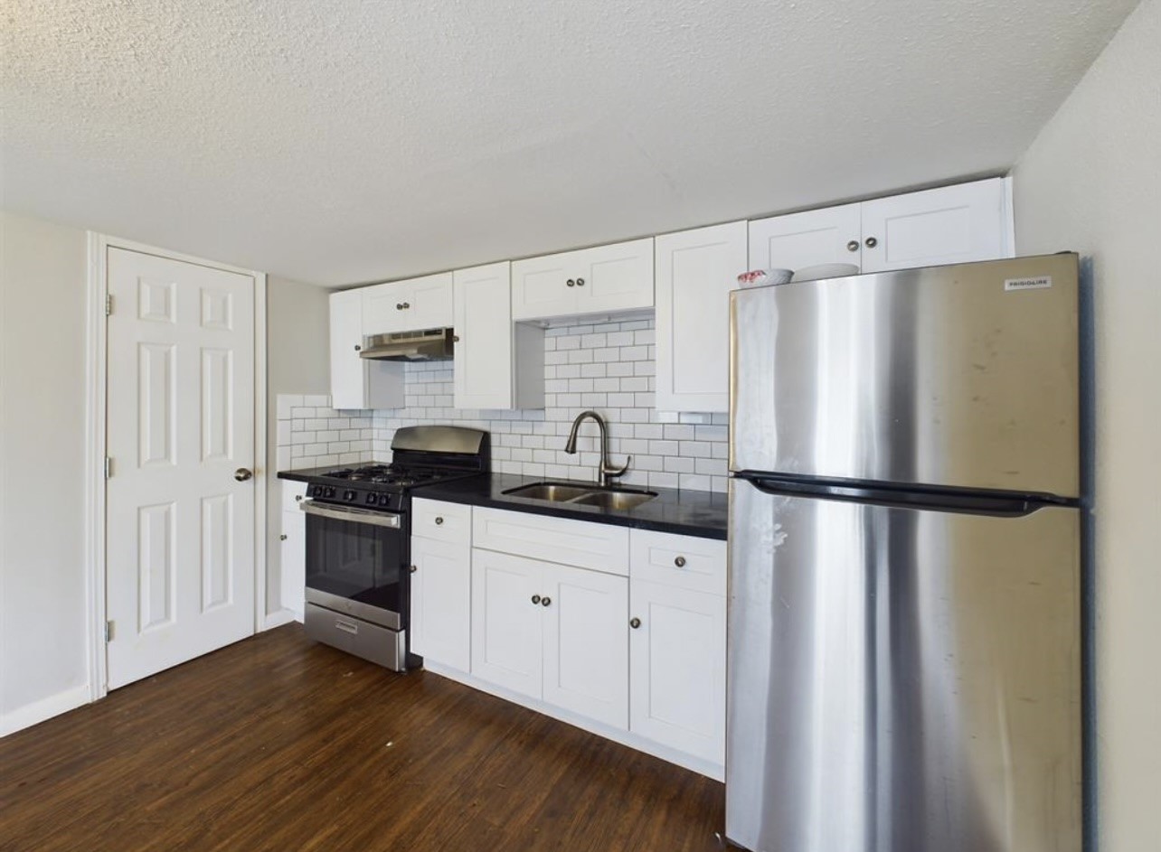 607 Enid Street, Unit 1/2 2 Houston, TX 77009 - Photo 6 of 12