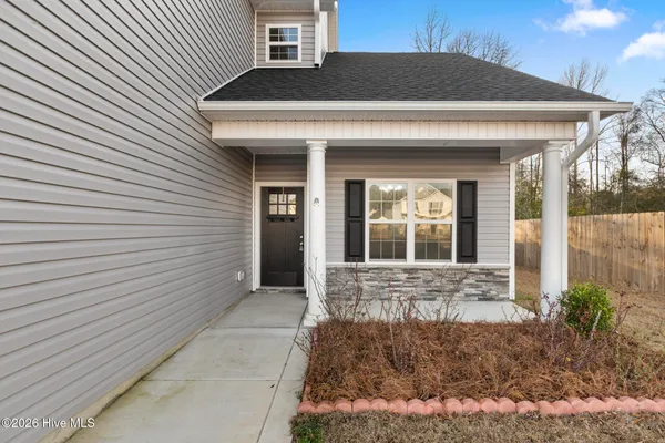 $380,000 | 446 Nantucket Trail, Sneads Ferry, NC 28460