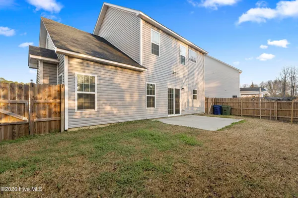 $380,000 | 446 Nantucket Trail, Sneads Ferry, NC 28460