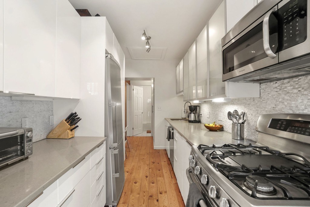 43 Worcester Street, Unit 1 Boston, MA 02118 - Photo 11 of 30