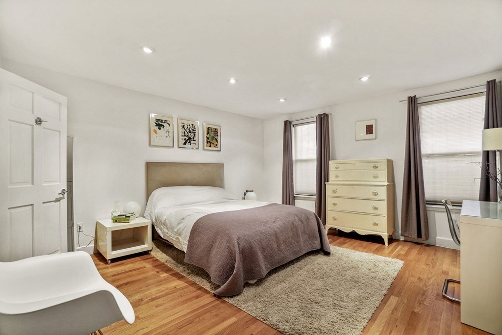 43 Worcester Street, Unit 1 Boston, MA 02118 - Photo 23 of 30