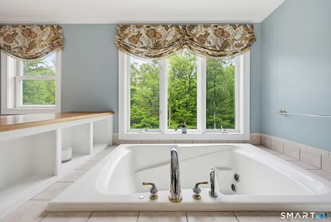 $1,095,000 | 31 Aunt Pattys Lane West, Bethel, CT 06801