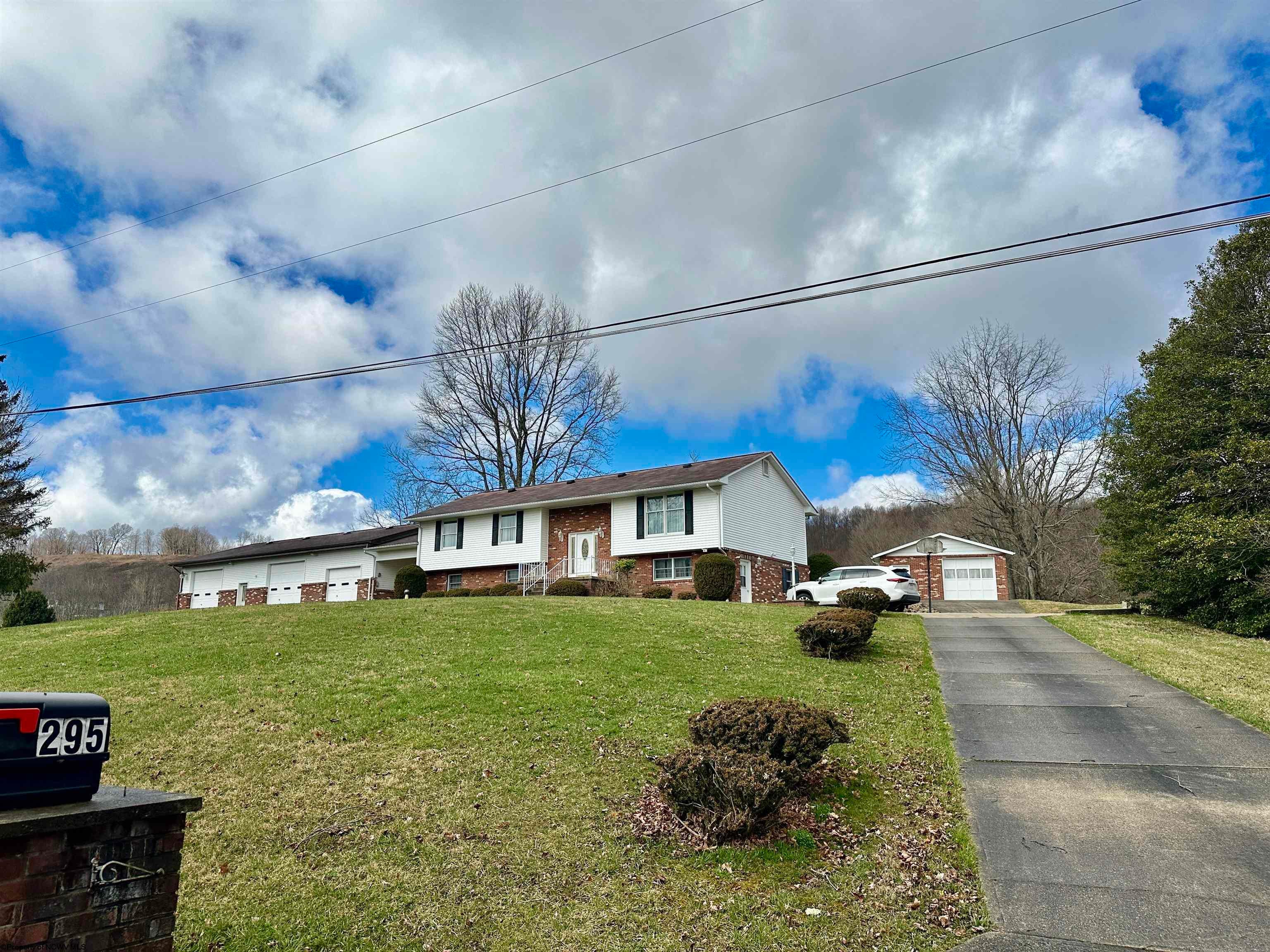 295 McClellan Road Philippi, WV 26416 - Photo 2 of 26 Gallery Image 2