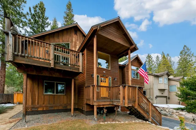 $1,316,000 | 1658 Crystal Air Drive, South Lake Tahoe, CA 96150