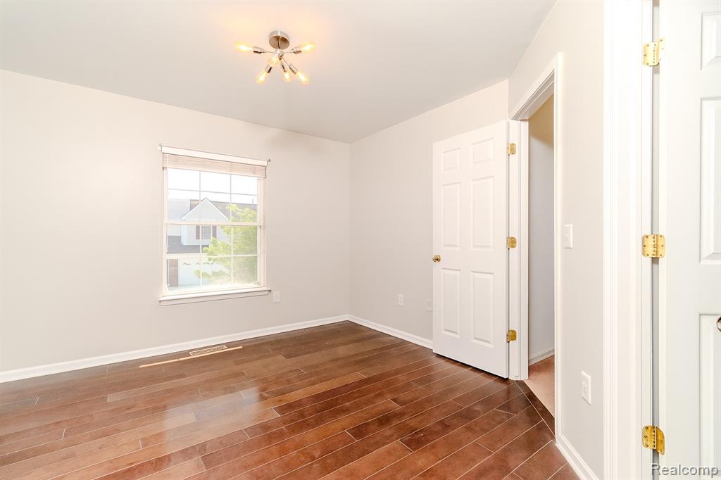 41859 Mitchell Road Novi, MI 48377 - Photo 9 of 20