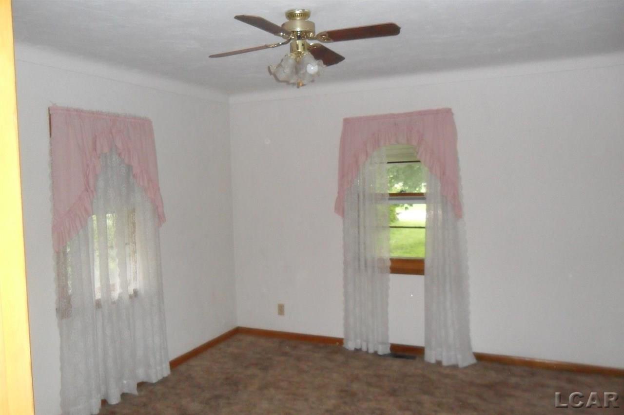 2917 Airport Road Adrian, MI 49221 - Photo 9 of 31 31254051-8.JPG