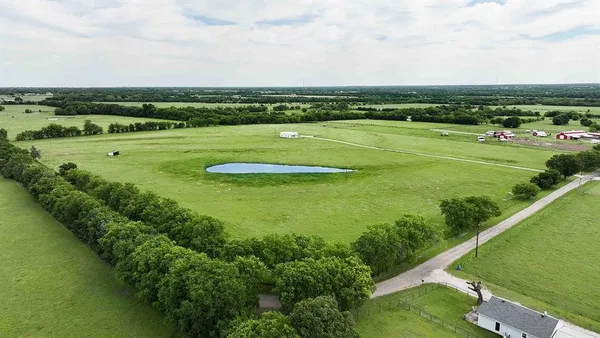 $200,000 | 4292 County Road 3108, Campbell, TX 75422