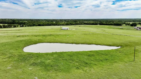 $200,000 | 4292 County Road 3108, Campbell, TX 75422