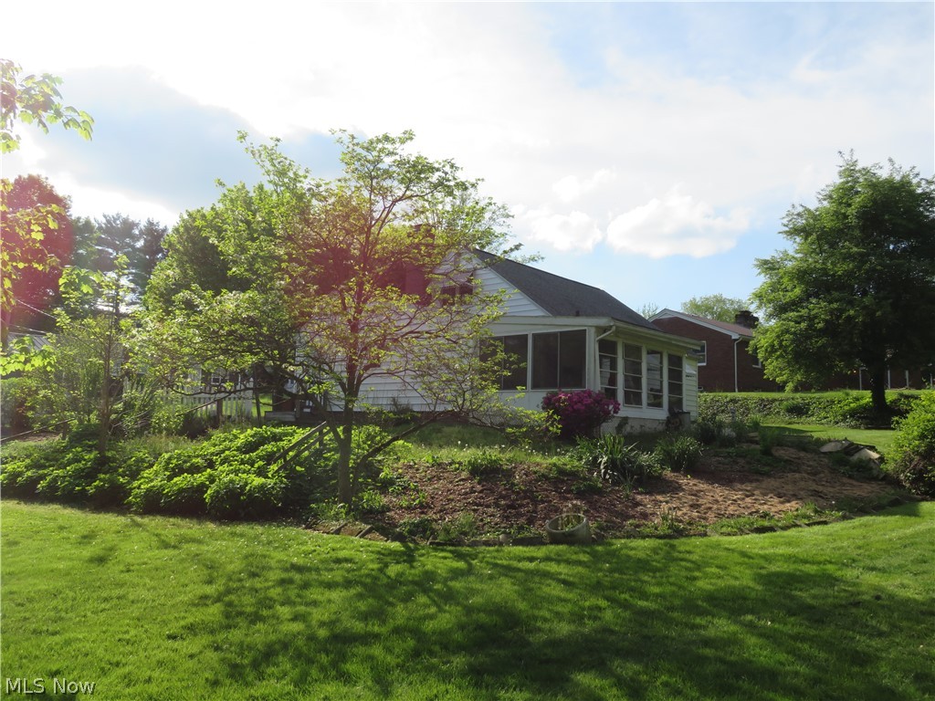 190 Oneida Avenue Northwest Canton, OH 44708 - Photo 10 of 35 Gallery Image 10